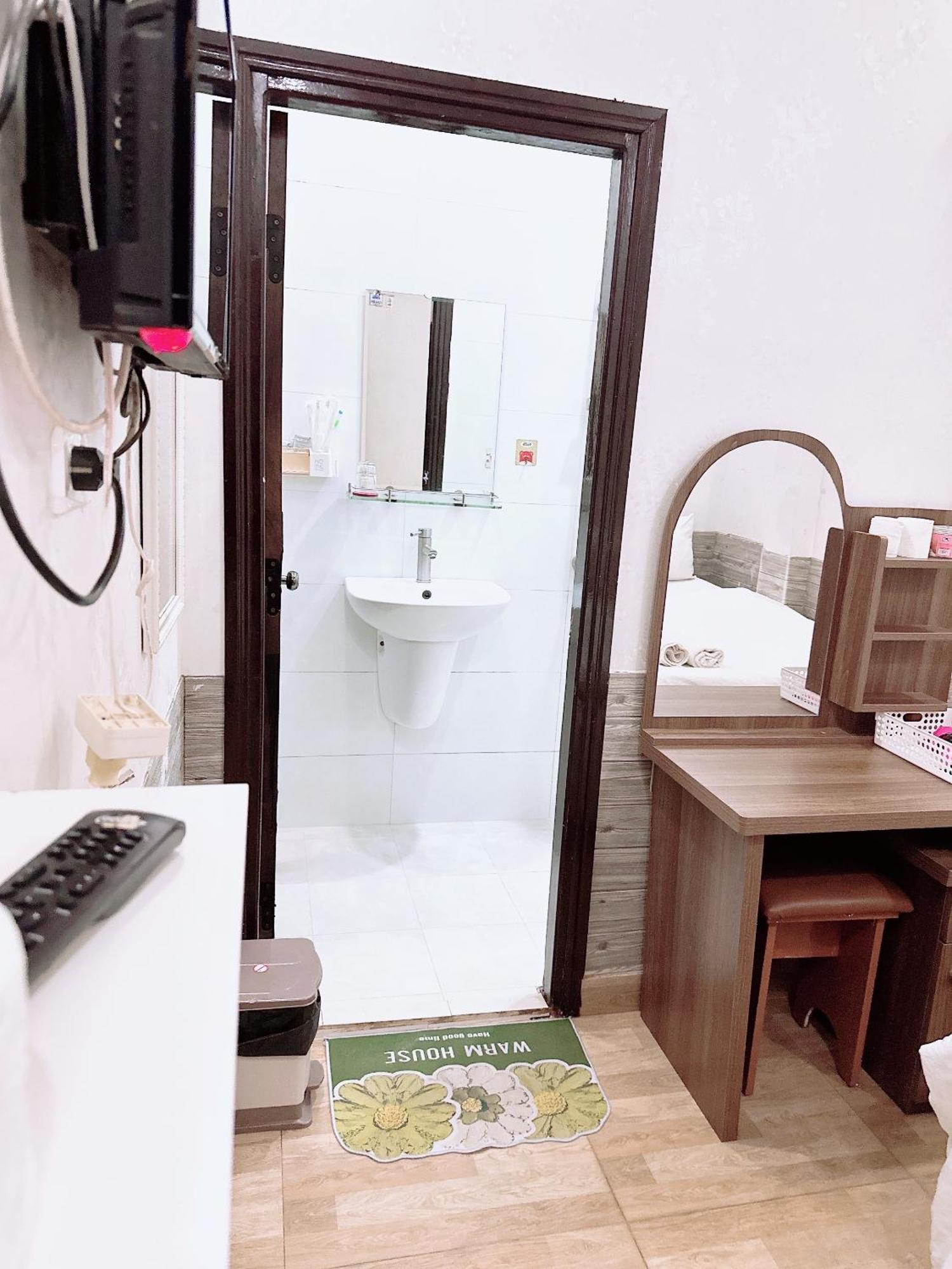Khach San Tri Duc Hotell Dalat Eksteriør bilde